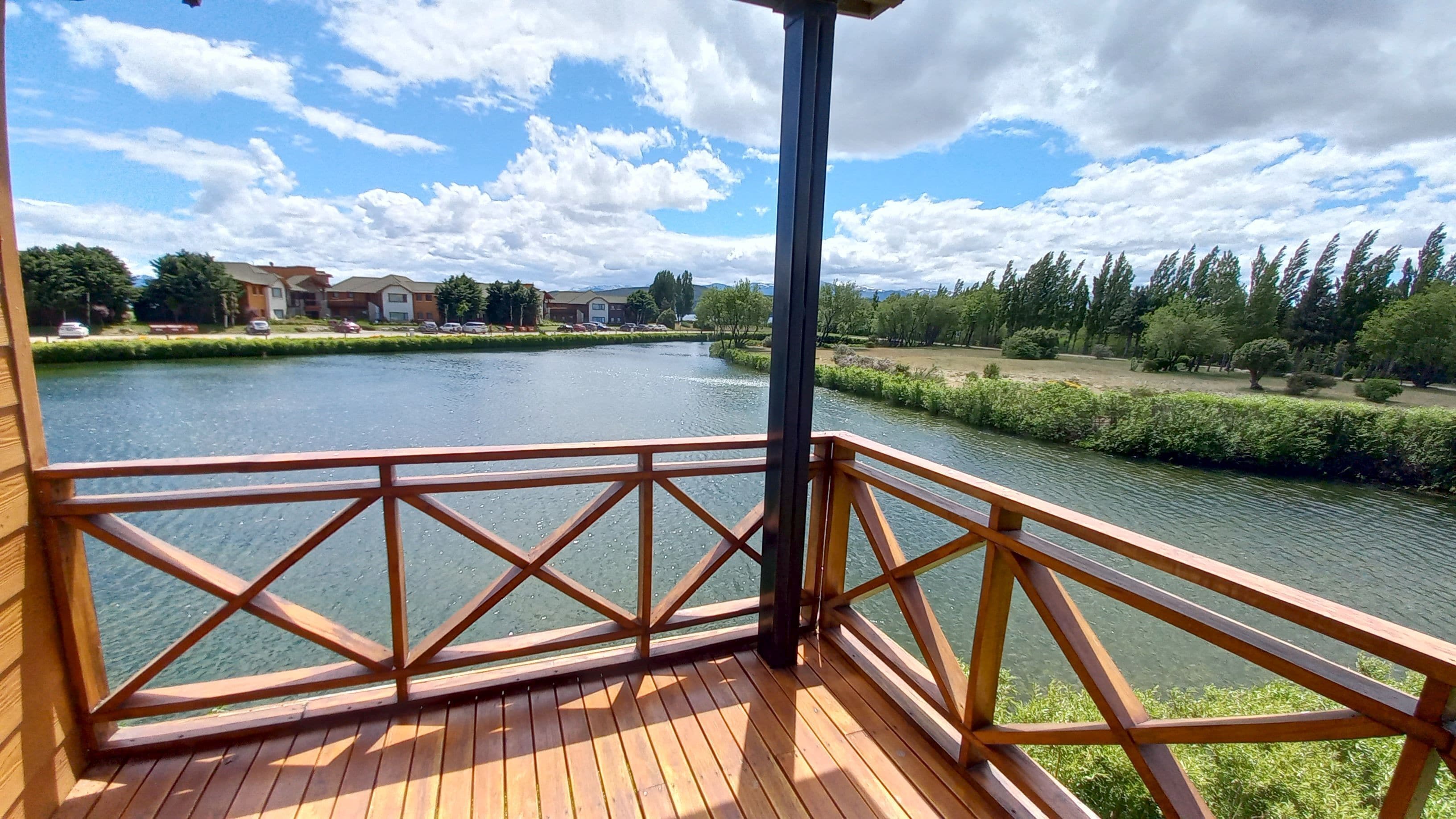 Căn hộ có tầm nhìn toàn cảnh | Hiên