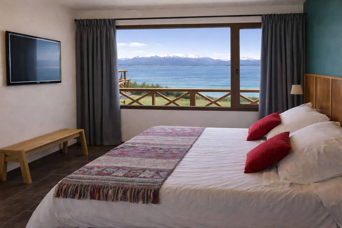 Caja de seguridad en la habitación y decoración personalizada