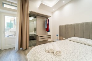 1 bedroom, iron/ironing board, Internet, bed sheets