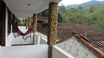 Standard Room, 1 Bedroom, Patio | Lanai