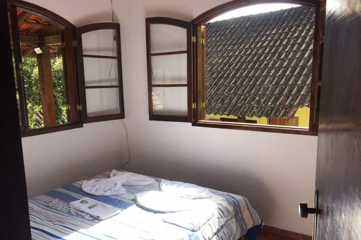 Family Twin Room | Free WiFi, bed sheets