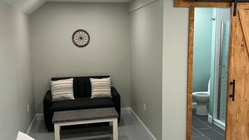 1 Schlafzimmer, Schreibtisch, Bügeleisen/Bügelbrett, kostenloses WLAN