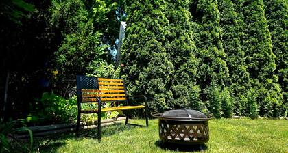 Family sized home 3 Minutes to the Jet Express and 30 minutes from Cedar Point!