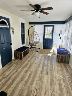 المنشأة من الداخل