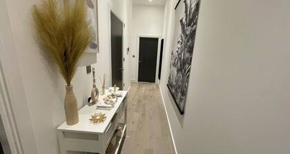 Modern 2 bedroom in Sutton, family size rooms with modern amentites , free WIFI