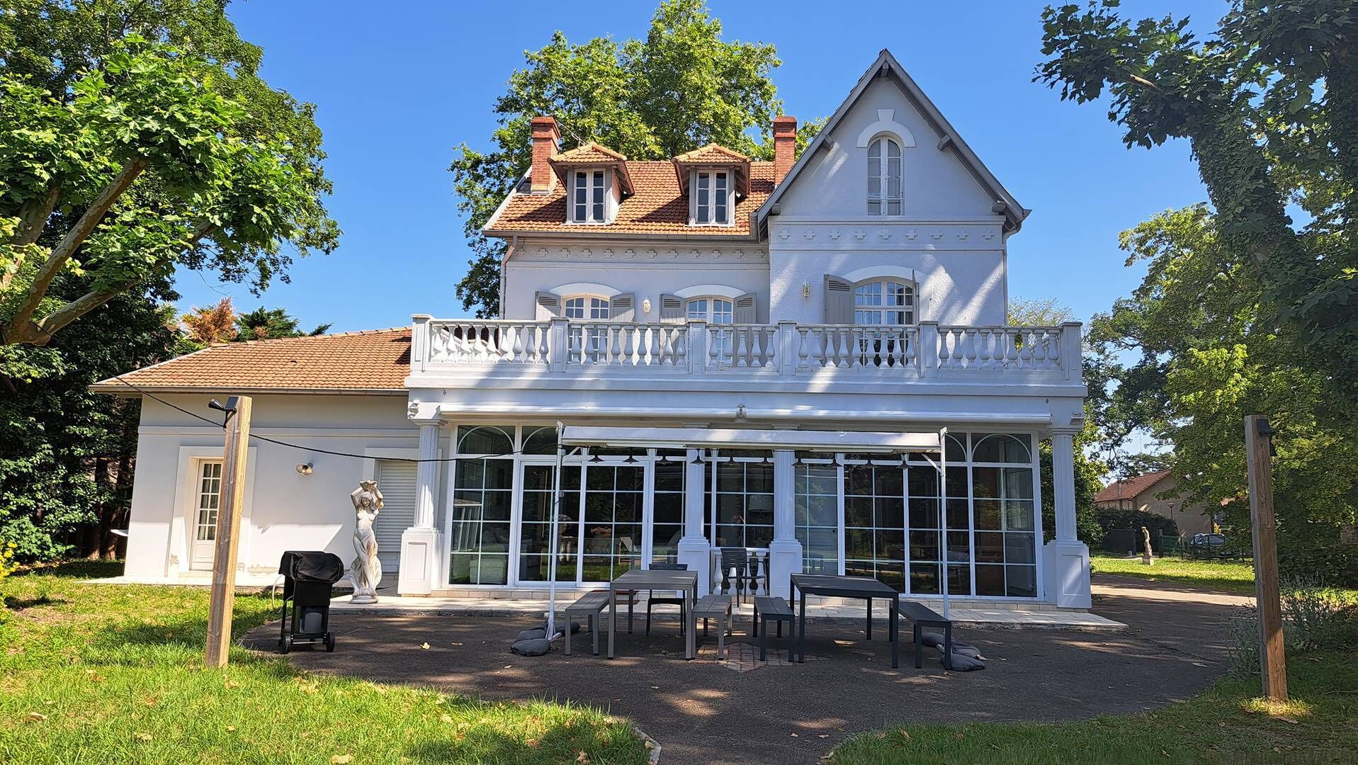 Extérieur