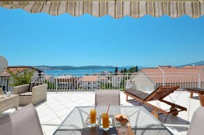 Exterior - Apartments Bozo - Amazing Terrace and sea View (Okrug)