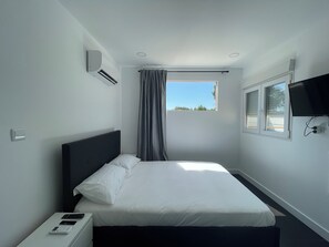 1 camera, Wi-Fi gratuito, lenzuola