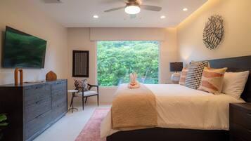 6 habitaciones, tabla de planchar con plancha, wifi y ropa de cama