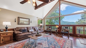 Smart TV, fireplace - Highview Retreat-Breathtaking Views, Great Location! (Maggie Valley)