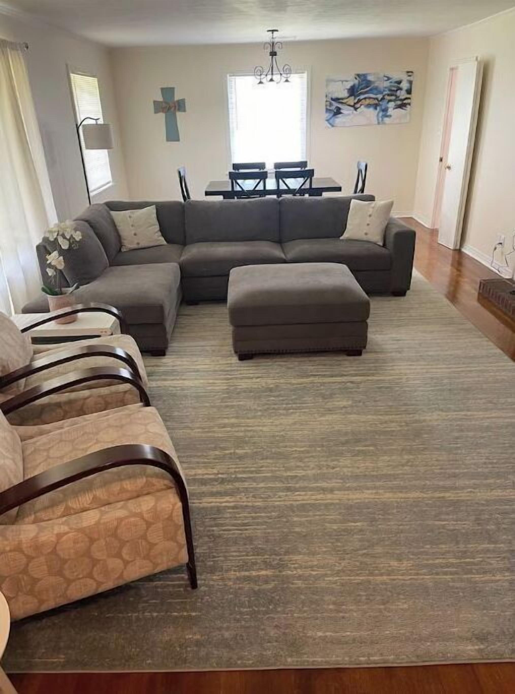 Smart TV, fireplace, DVD player, books