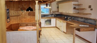 Charmante Ferienwohnung Handweberei mit Garten und Liegewiese, Wlan, 130 qm, Parkplatz