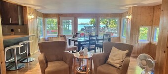 Lakefront Hot Tub Cabin | 4-Season | Dock | Sleeps 8