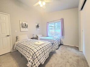 3 bedrooms, WiFi, bed sheets