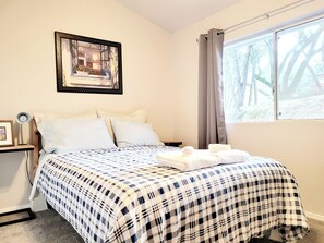 3 bedrooms, WiFi, bed sheets