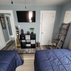 2 bedrooms, iron/ironing board, free WiFi, bed sheets - 2 BEDROOM Vacation Home Like No Other Near Highway and Downtown Area. (Kannapolis)