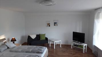 2 Schlafzimmer, Bügeleisen/Bügelbrett, kostenloses WLAN, Bettwäsche