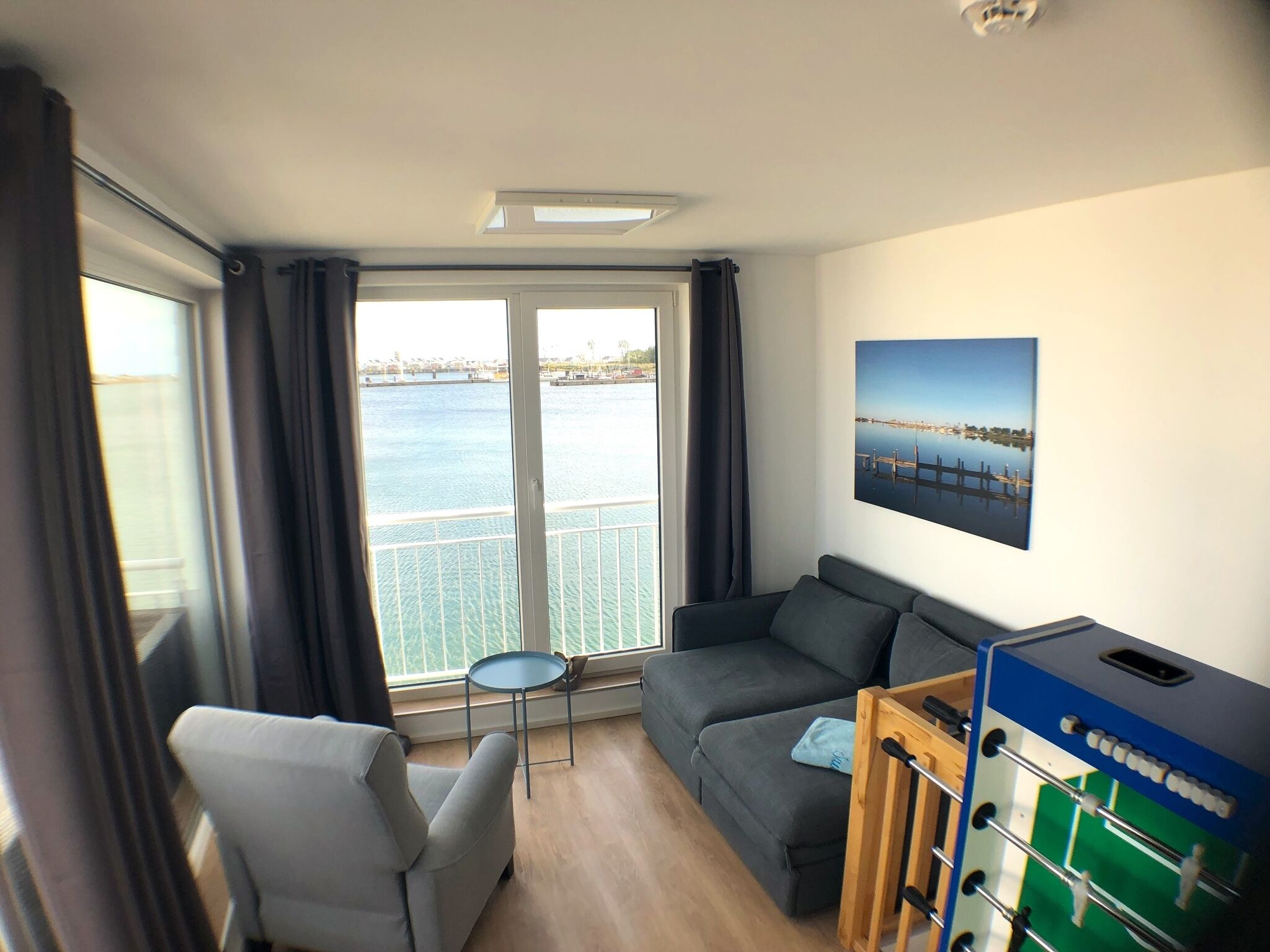 Fernseher, Kamin, Videospiele, Stereoanlage