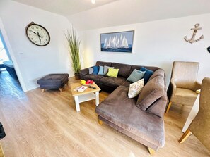 TV, fireplace, stereo - Holiday apartment "Räuberhöhle" by Seeblick Ferien (Kappeln)