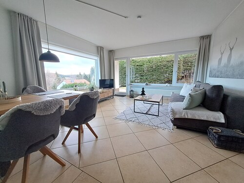 Tannenblick Apartment – Stylish, Dog-Friendly Retreat by the Forest Edge