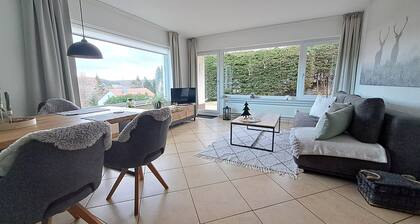 Stylish, dog-friendly apartment "Tannenblick" at the forest edge with terrace & garage