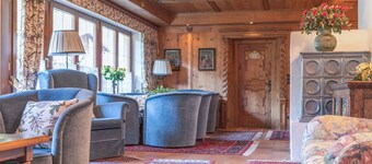 Apartamento 'Zillertal Arena 7er' con vistas a la montaña, balcón y Wi-Fi