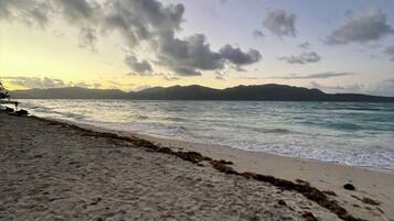 Playa en los alrededores