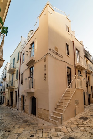 Fachada del alojamiento