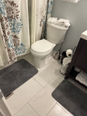 風筒、提供毛巾、番梘、洗頭水