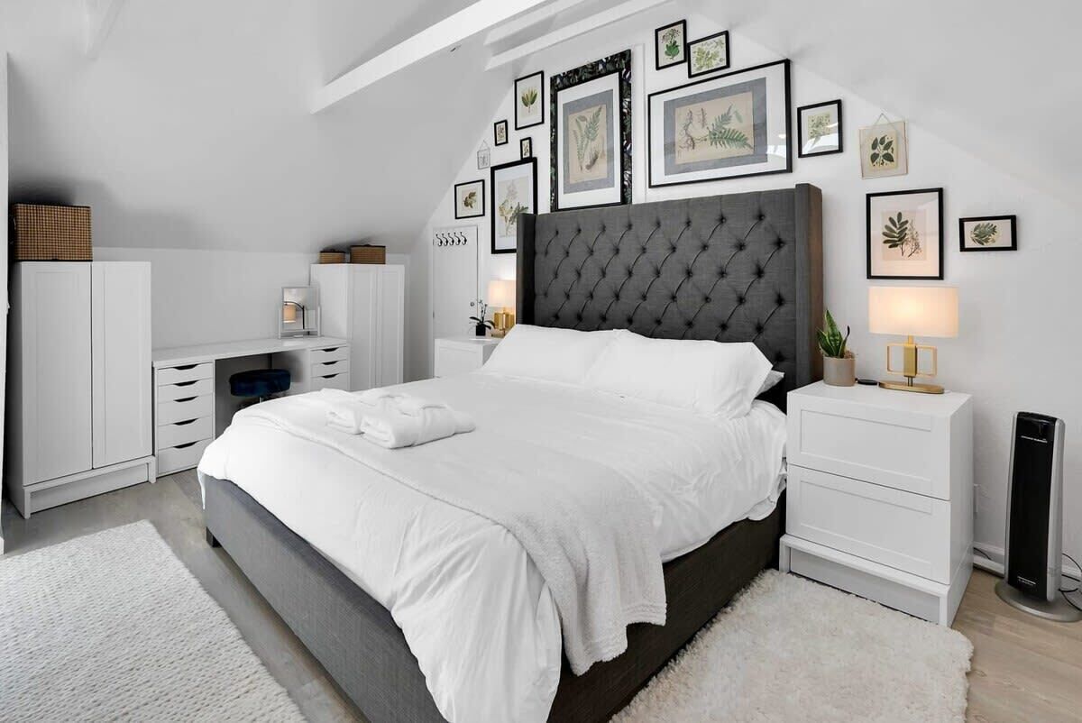 1 quarto, escrivaninha, Wi-Fi, roupa de cama