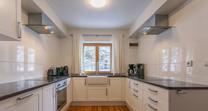 Luxus Chalet mit Wellness in der Nähe des Zentrums