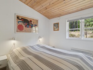 3 bedrooms, Internet