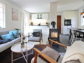 TV, peis og DVD-spiller