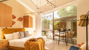 1 Schlafzimmer, Schreibtisch, Bügeleisen/Bügelbrett, Reisekinderbett