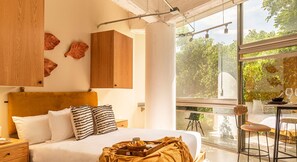 1 Schlafzimmer, Schreibtisch, Bügeleisen/Bügelbrett, Reisekinderbett