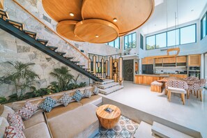 Flat-screen TV - Villa Asri - Tropical 3BR Villa (Tabanan)