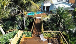 Outdoor dining - VILLA AMARA (ETANG SALE LES HAUTS)