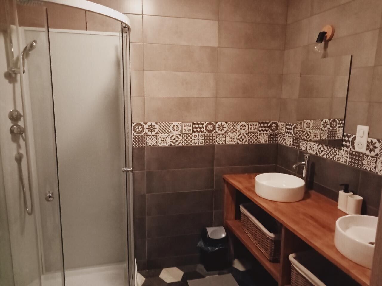 Ducha y secador de pelo