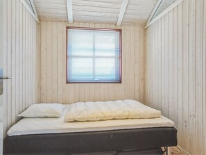 2 bedrooms, Internet