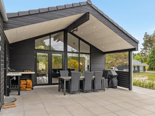 "Antonina" - 800m from the sea by Interhome