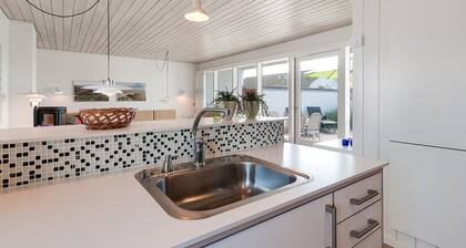 "Ara" - 700m from the sea by Interhome