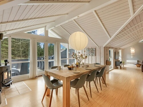 "Thore" - 400m from the sea by Interhome