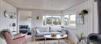 "Aarto" - 250m from the sea by Interhome