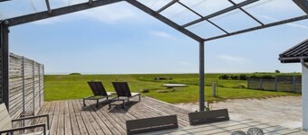 "Gundborg" - 100m from the sea by Interhome