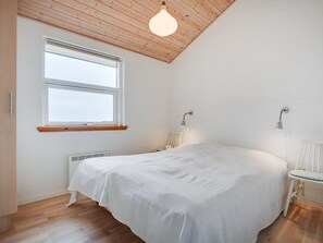 3 bedrooms, WiFi