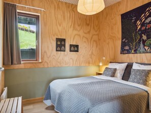 3 bedrooms, Internet