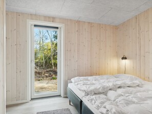 3 soverom og internettilgang