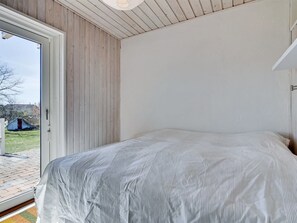 3 bedrooms, WiFi