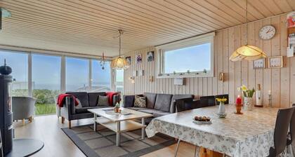 "Ormar" - 100m to the fjord by Interhome