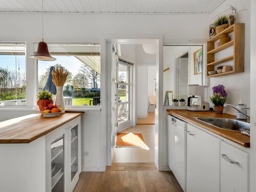 "Joannes" - 200m from the sea by Interhome